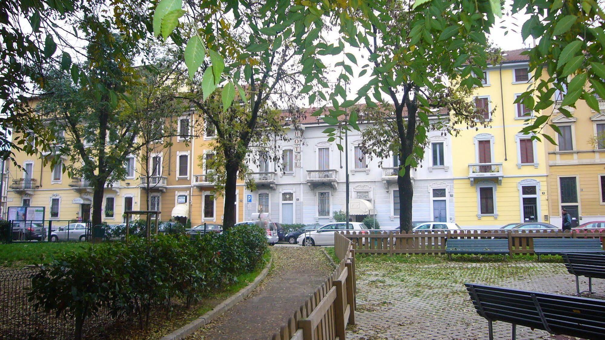 Hotel Aspromonte Milán Exterior foto